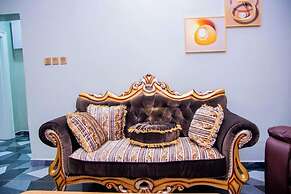 Daystar Luxury Apartment