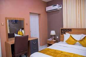 Daystar Luxury Apartment