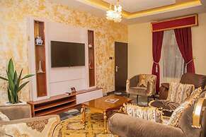 Daystar Luxury Apartment