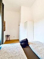 Spacious 4BR Apt Perfect for Groups