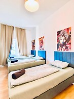 Spacious 4BR Apt Perfect for Groups