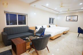 Hotel Radhika Regency