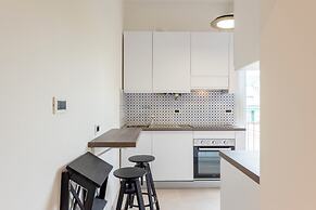 Blissful Flat for 6 Close To The Beach