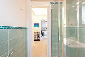 Blissful Flat for 6 Close To The Beach