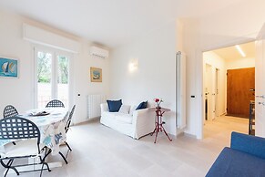 Blissful Flat for 6 Close To The Beach