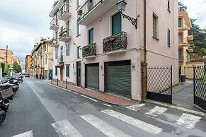 Blissful Flat for 6 Close To The Beach