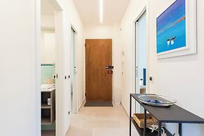 Blissful Flat for 6 Close To The Beach