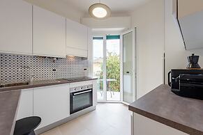 Blissful Flat for 6 Close To The Beach