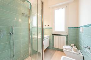 Blissful Flat for 6 Close To The Beach