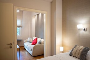 Modern 1-bedroom Retreat in Pangrati