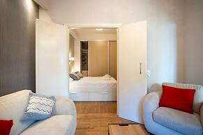 Modern 1-bedroom Retreat in Pangrati