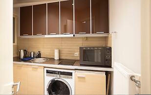 Modern 1-bedroom Retreat in Pangrati