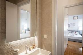 Elegant 3-bedroom Retreat in the Heart of Kolonaki