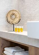 Elegant 3-bedroom Retreat in the Heart of Kolonaki