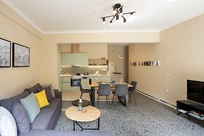 Spacious 2-bedroom Retreat in the Heart of Athens