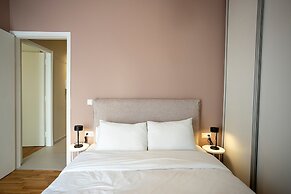 Spacious 2-bedroom Retreat in the Heart of Athens