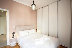 Spacious 2-bedroom Retreat in the Heart of Athens