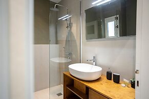 Spacious 2-bedroom Retreat in the Heart of Athens