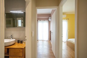 Spacious 2-bedroom Retreat in the Heart of Athens