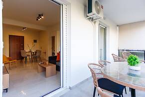 Modern 2-bedroom Apartment in Downtown Glyfada