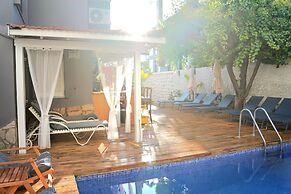 Kekik Alaçatı Otel