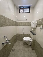 Stay Guru Hari Om Residency