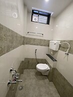 Stay Guru Hari Om Residency