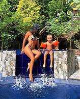 Sundaras Infinity Jungle Resort & Spa