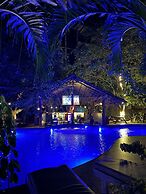 Sundaras Infinity Jungle Resort & Spa