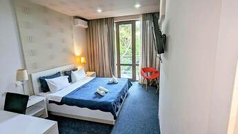 Sani Hotel
