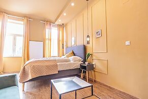 4BR Apt for 10P Walk to Westbahnhof