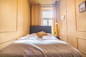 4BR Apt for 10P Walk to Westbahnhof