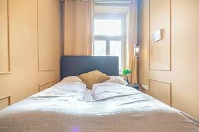 4BR Apt for 10P Walk to Westbahnhof