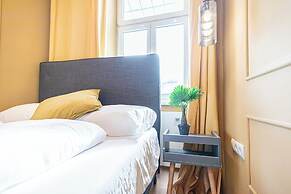 4BR Apt for 10P Walk to Westbahnhof