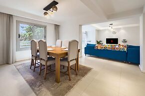 The Classic Contemporary Apartment, 2bdr