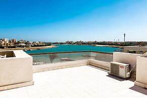 Posh & Eclectic 4 BDR Villa @ Fanadir Bay