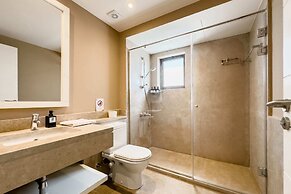 Posh & Eclectic 4 BDR Villa @ Fanadir Bay