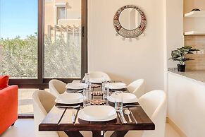 Astounding 3bdr Villa @ Tawila Pool Front