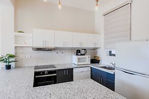 Astounding 3bdr Villa @ Tawila Pool Front