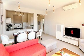 Astounding 3bdr Villa @ Tawila Pool Front