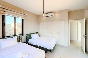 Astounding 3bdr Villa @ Tawila Pool Front