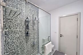 Plain & Pearly 3 BDR @ Swan Lake El Gouna