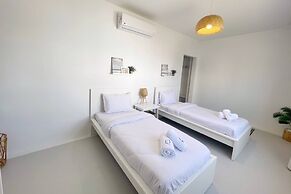 Plain & Pearly 3 BDR @ Swan Lake El Gouna