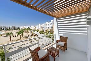 Plain & Pearly 3 BDR @ Swan Lake El Gouna