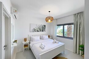 Plain & Pearly 3 BDR @ Swan Lake El Gouna