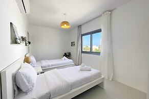 Plain & Pearly 3 BDR @ Swan Lake El Gouna