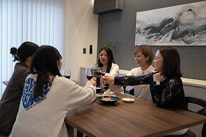 Universal front villa Sanrriott