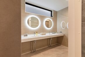 Universal front villa Sanrriott