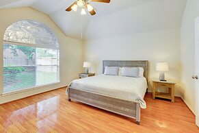 Private Yard + Gazebo: Quiet Houston Home