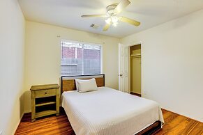 Private Yard + Gazebo: Quiet Houston Home